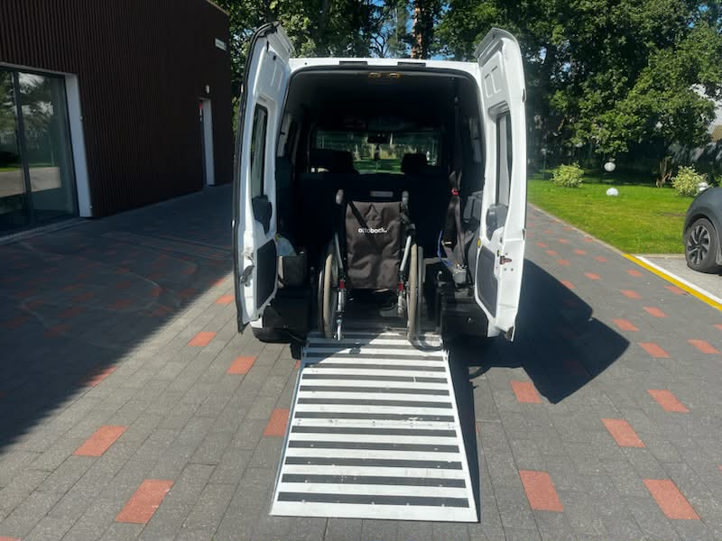Invaveo sõiduki kaldtee